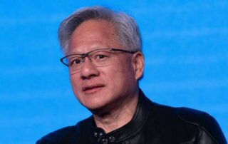 Jensen Huang, CEO de Nvidia: "Los millonarios del futuro serán electricistas o fontaneros"